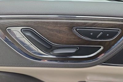 2017 Lincoln Continental Select