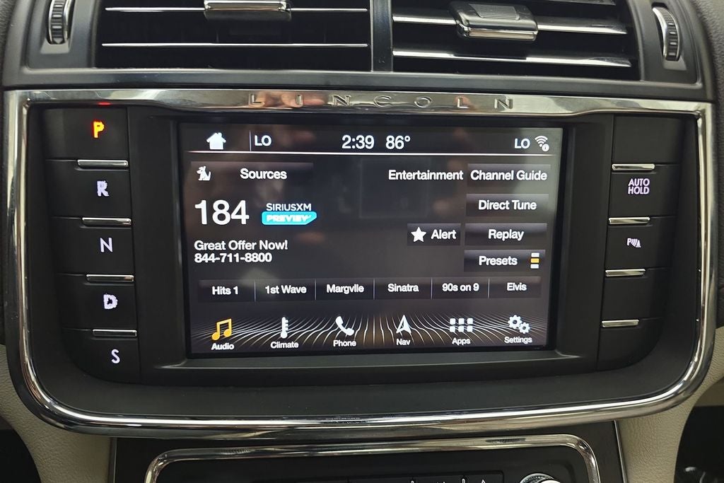 2017 Lincoln Continental Select