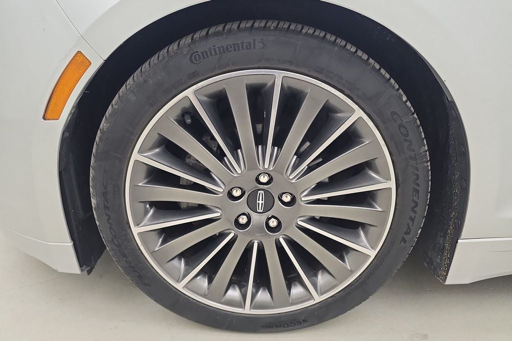 2015 Lincoln MKZ Hybrid Base