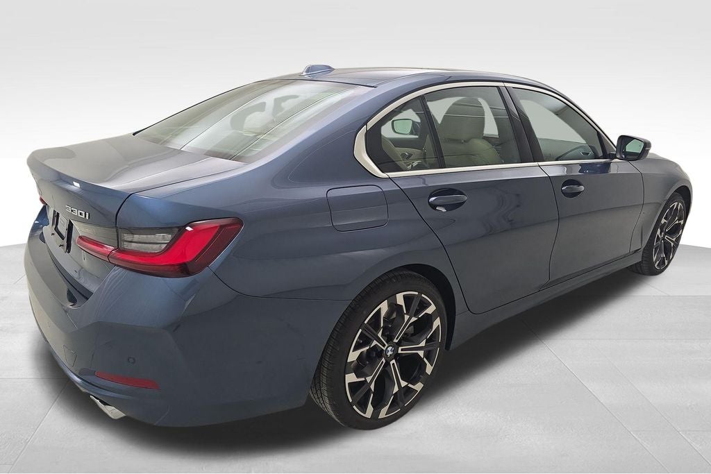 2026 BMW 3 Series 330i xDrive