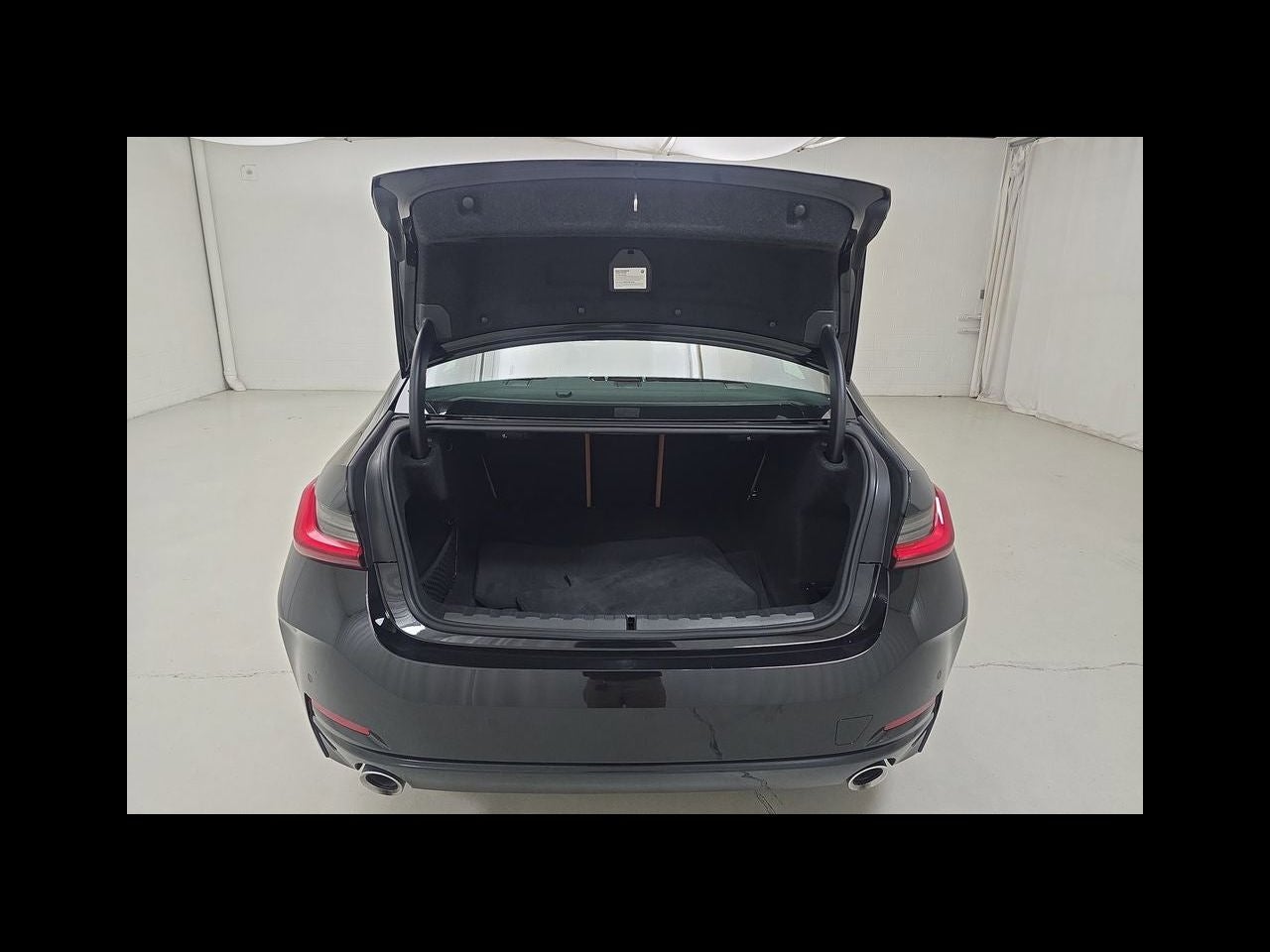 2024 BMW 3 Series 330i xDrive