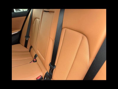 2024 BMW 3 Series 330i xDrive