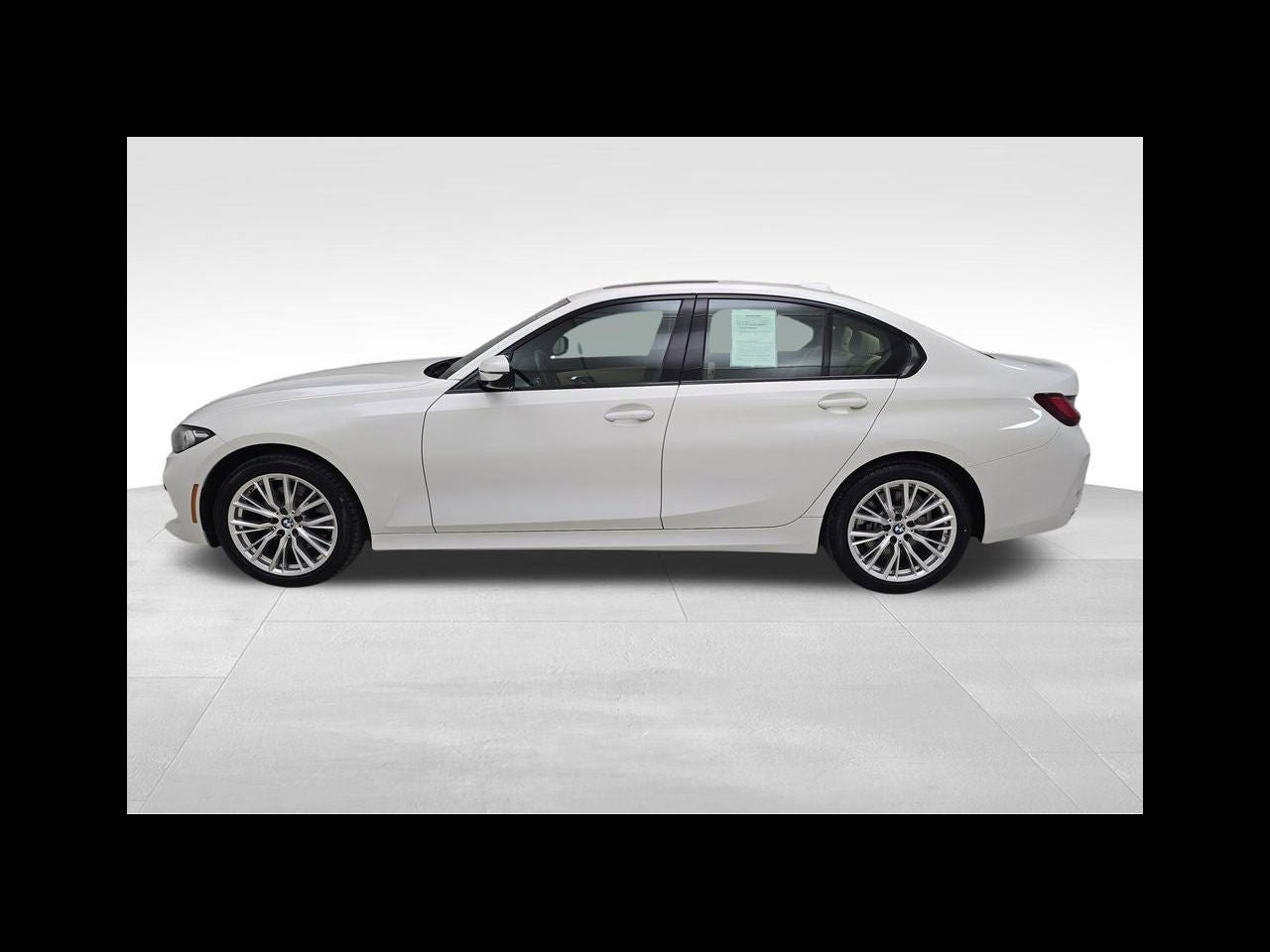 2023 BMW 3 Series 330i xDrive