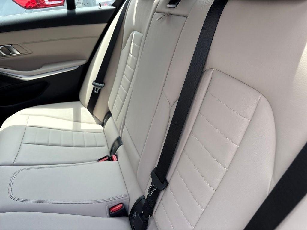 2024 BMW 3 Series 330i xDrive