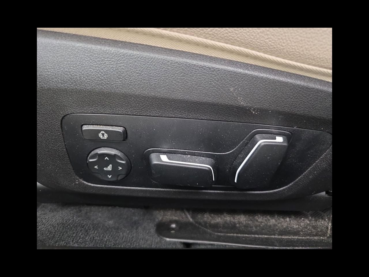 2024 BMW 3 Series 330i xDrive