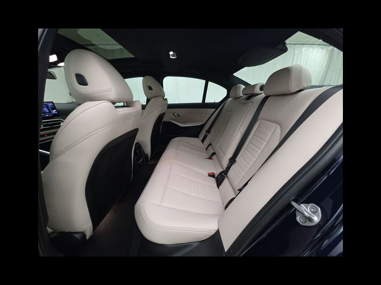 2024 BMW 3 Series 330i xDrive