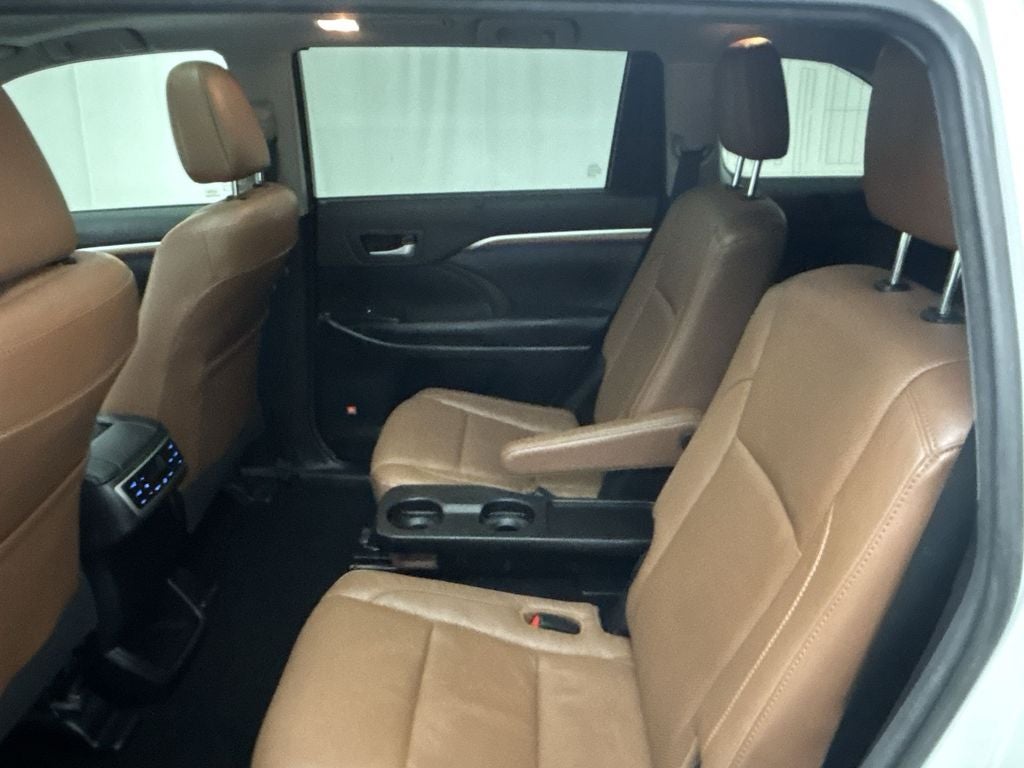 2017 Toyota Highlander Limited Platinum
