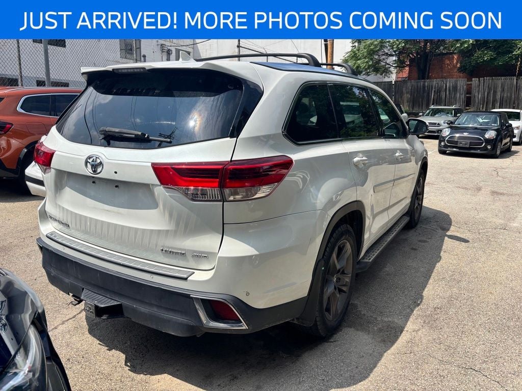 2017 Toyota Highlander Limited Platinum