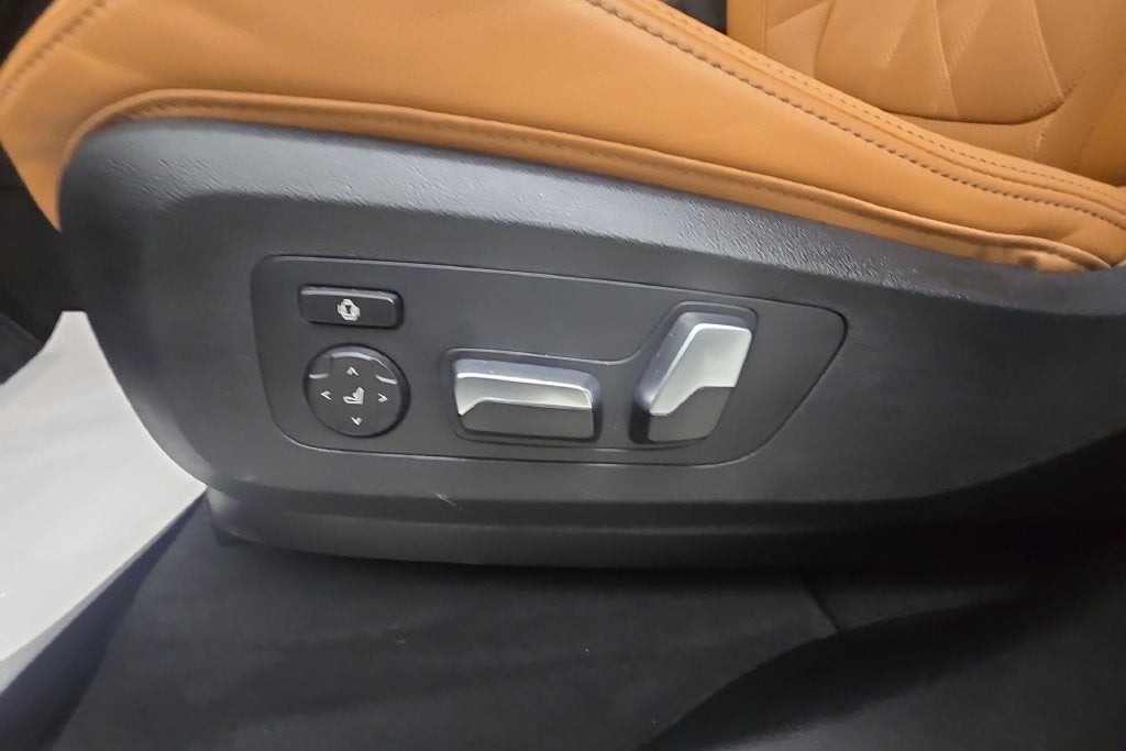 2026 BMW X5 40i - Photo 14