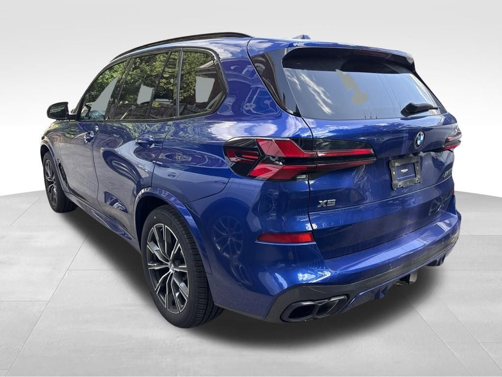 2024 BMW X5 M60i