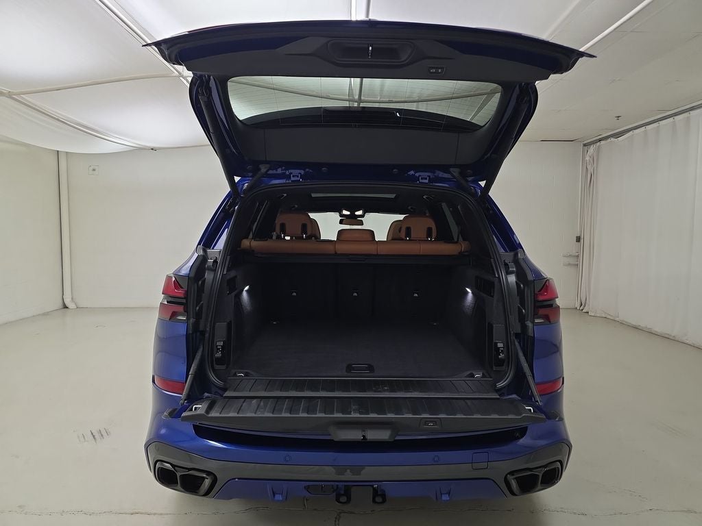 2024 BMW X5 M60i