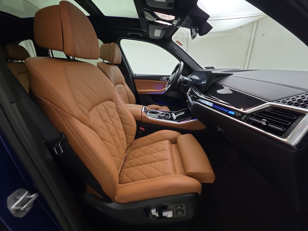 2024 BMW X5 M60i