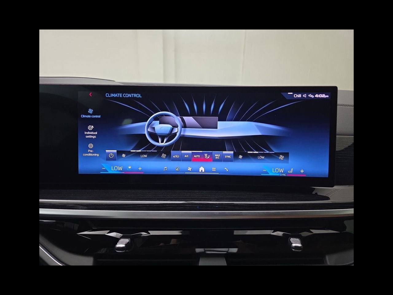 2024 BMW X5 M60i