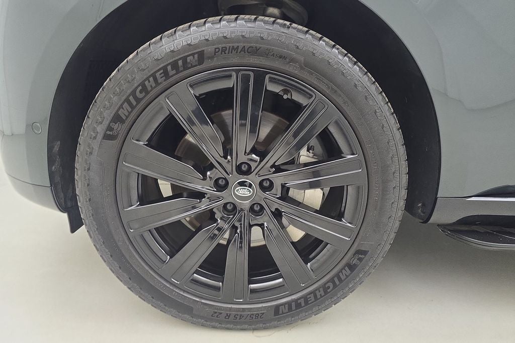 2023 Land Rover Range Rover SE