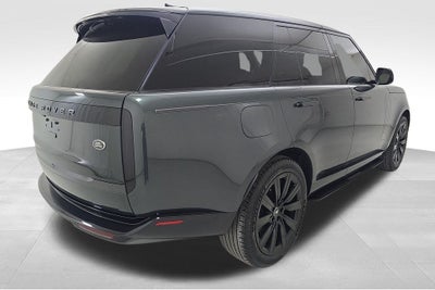 2023 Land Rover Range Rover SE
