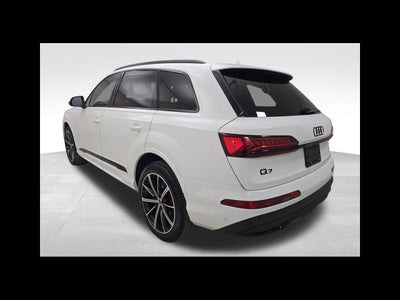 2022 Audi Q7 55 Premium Plus quattro