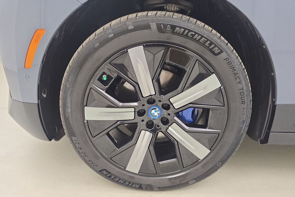 2024 BMW iX xDrive50