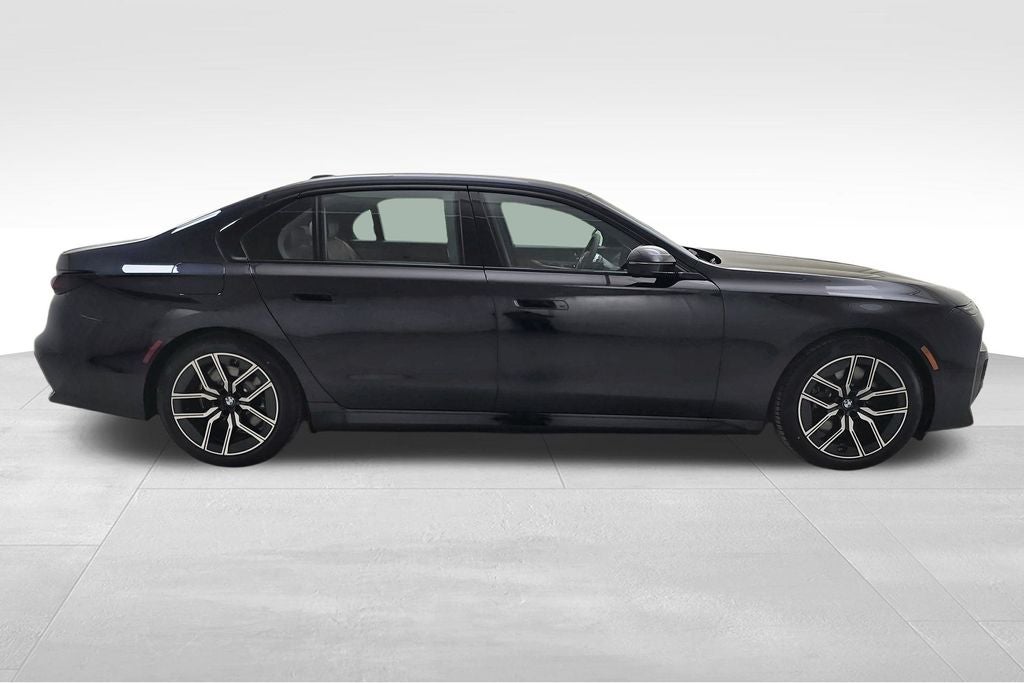 2025 BMW 7 Series 750e xDrive