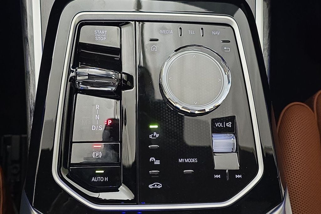 2025 BMW 7 Series 750e xDrive