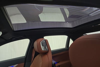 2025 BMW 7 Series 750e xDrive