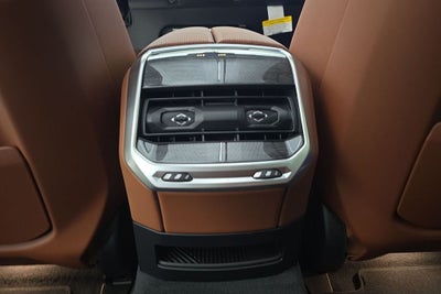 2025 BMW 7 Series 750e xDrive