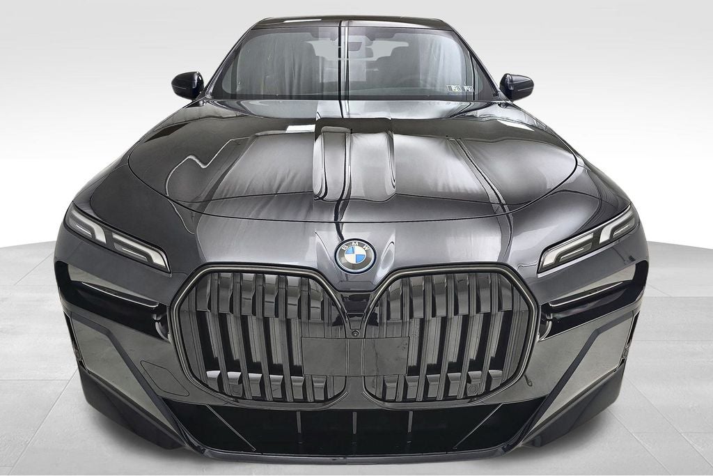 2025 BMW 7 Series 750e xDrive