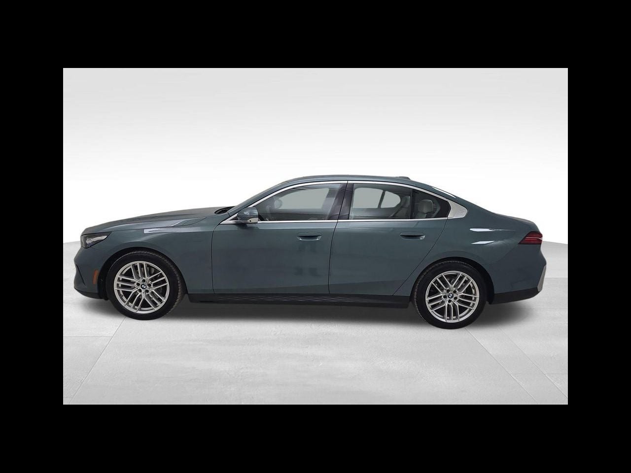 2024 BMW 5 Series 530i xDrive