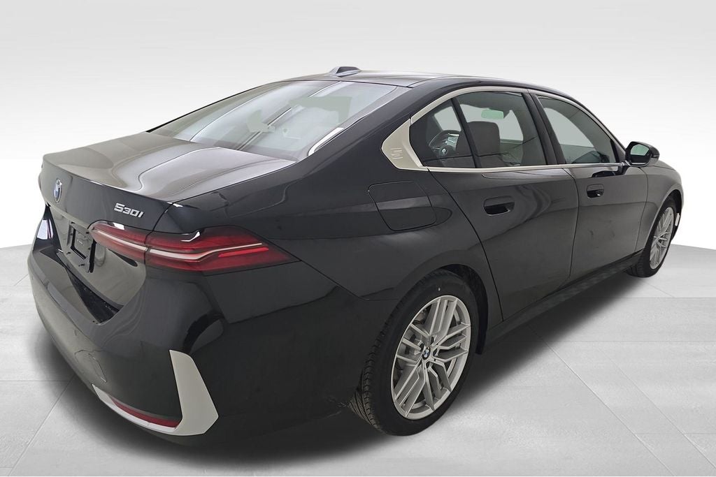 2025 BMW 5 Series 530i xDrive