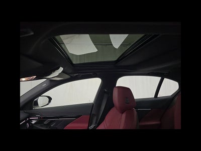 2025 BMW 5 Series 530i xDrive