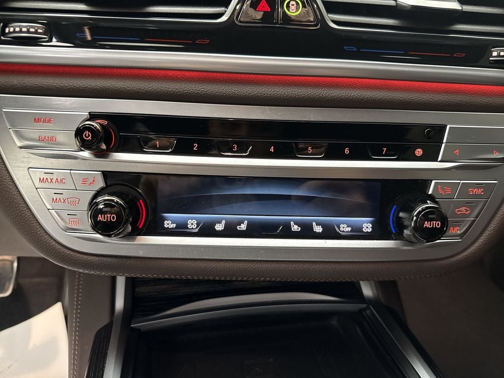2022 BMW 7 Series 750i xDrive
