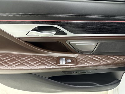 2022 BMW 7 Series 750i xDrive