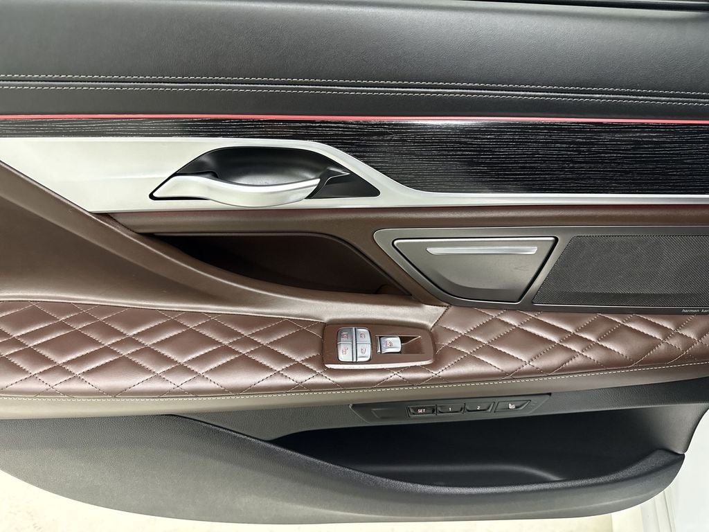 2022 BMW 7 Series 750i xDrive