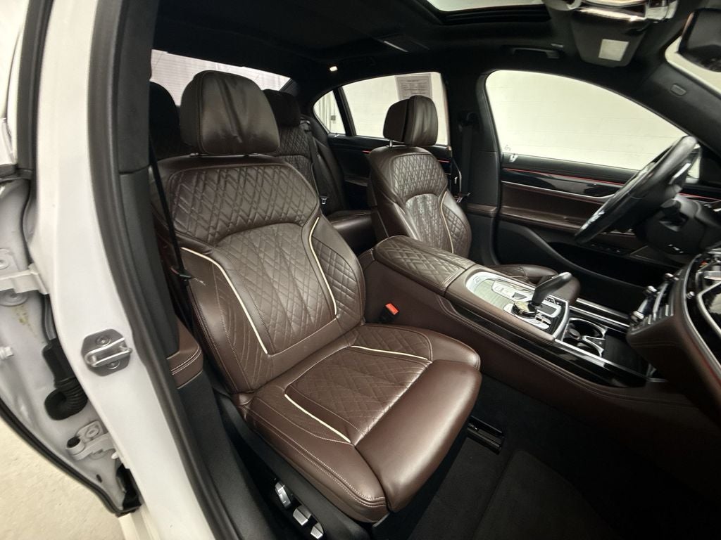 2022 BMW 7 Series 750i xDrive