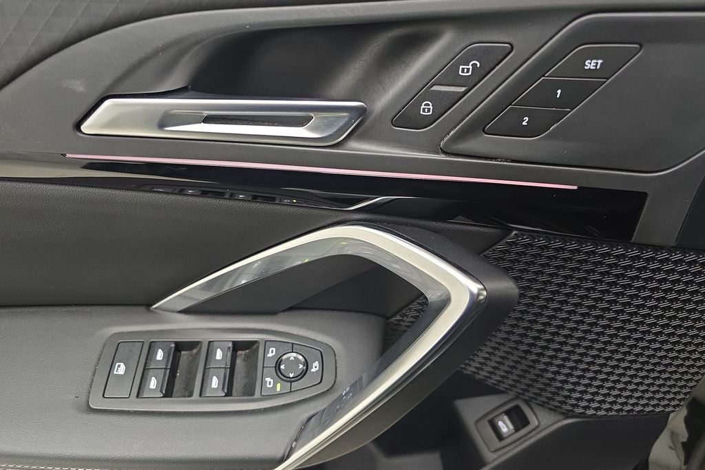 2025 BMW X2 xDrive28i