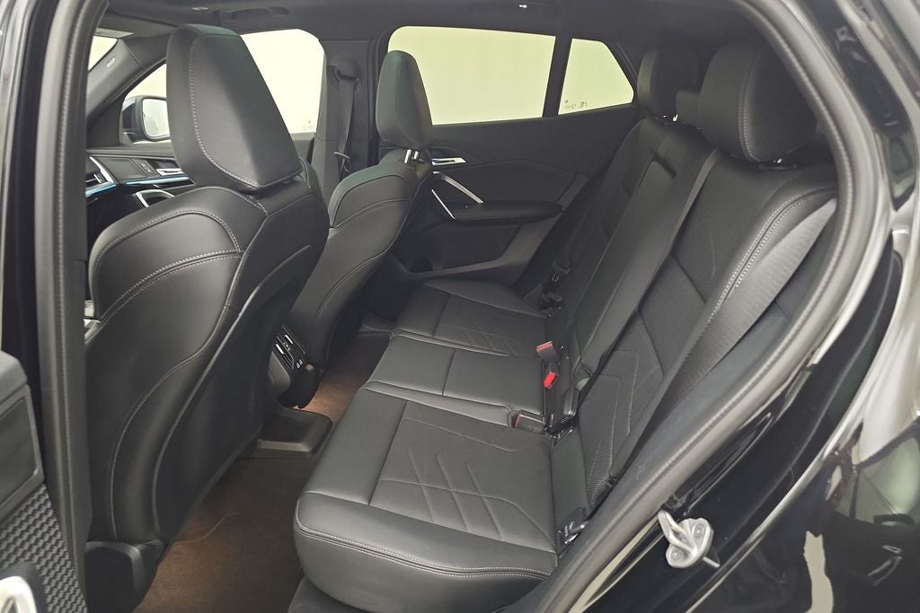 2025 BMW X2 xDrive28i