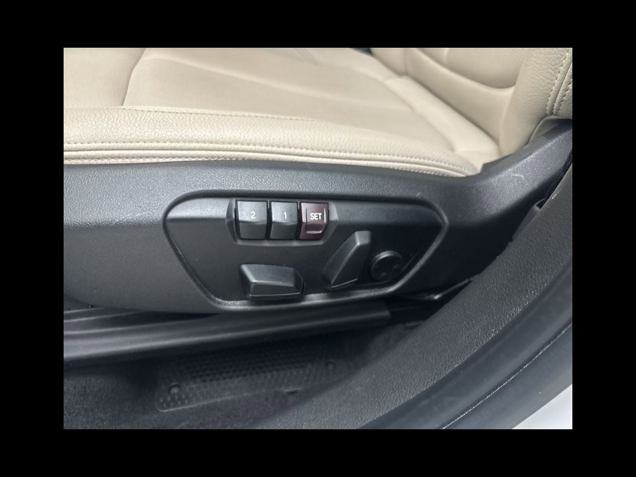 2022 BMW X1 xDrive28i