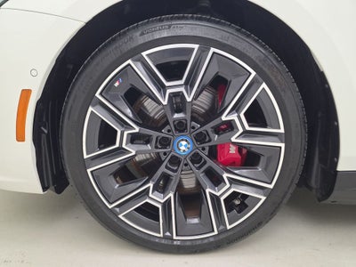 2025 BMW i5 xDrive40