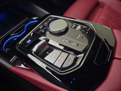 2025 BMW i5 xDrive40