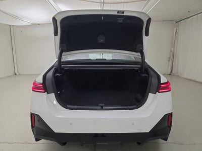 2025 BMW i5 xDrive40