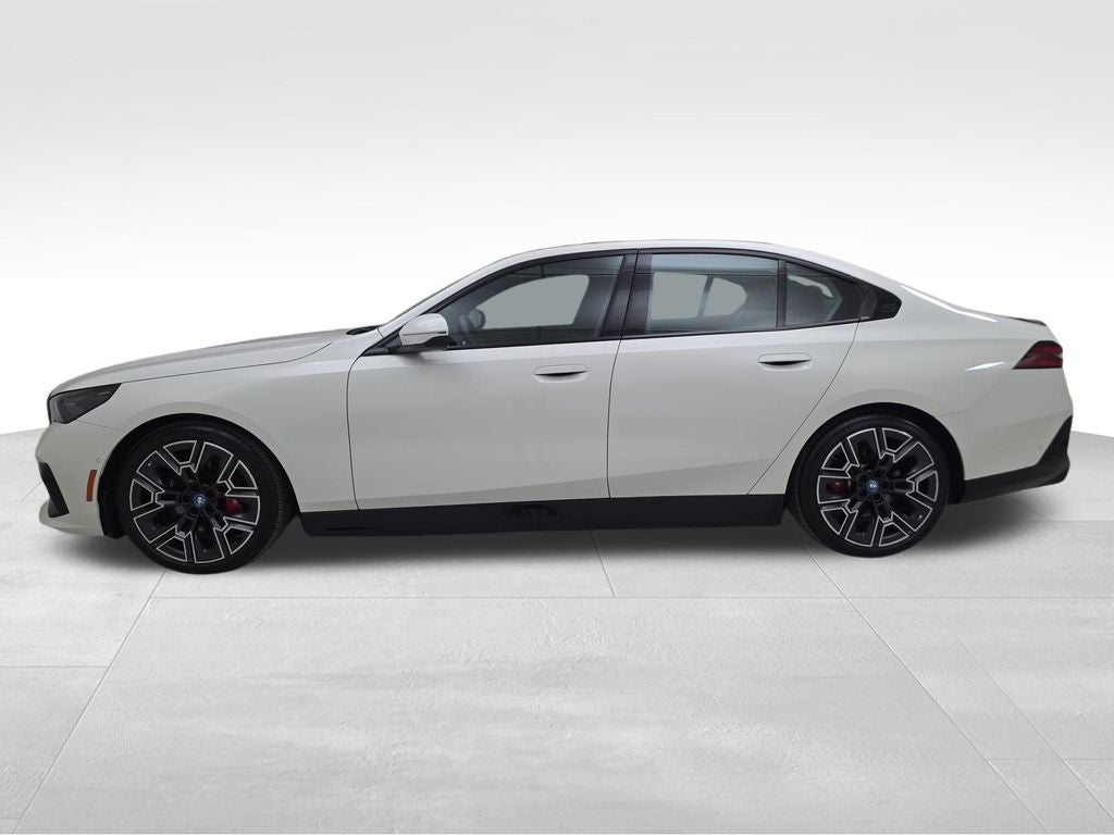 2025 BMW i5 xDrive40