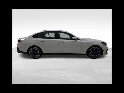 2025 BMW i5 xDrive40