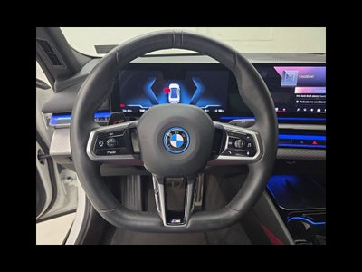 2025 BMW i5 xDrive40
