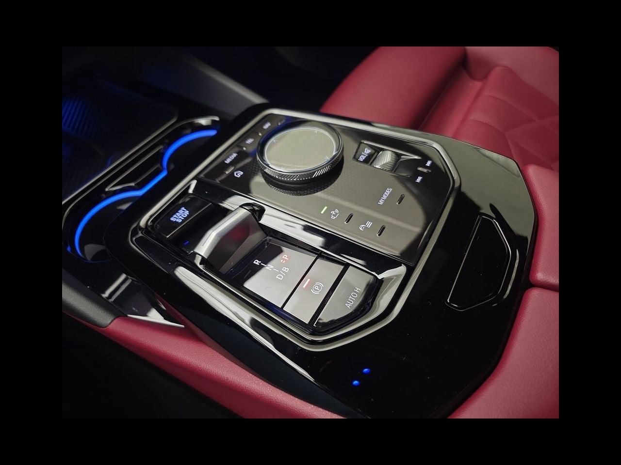 2025 BMW i5 xDrive40