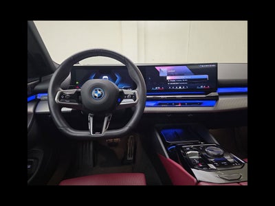 2025 BMW i5 xDrive40