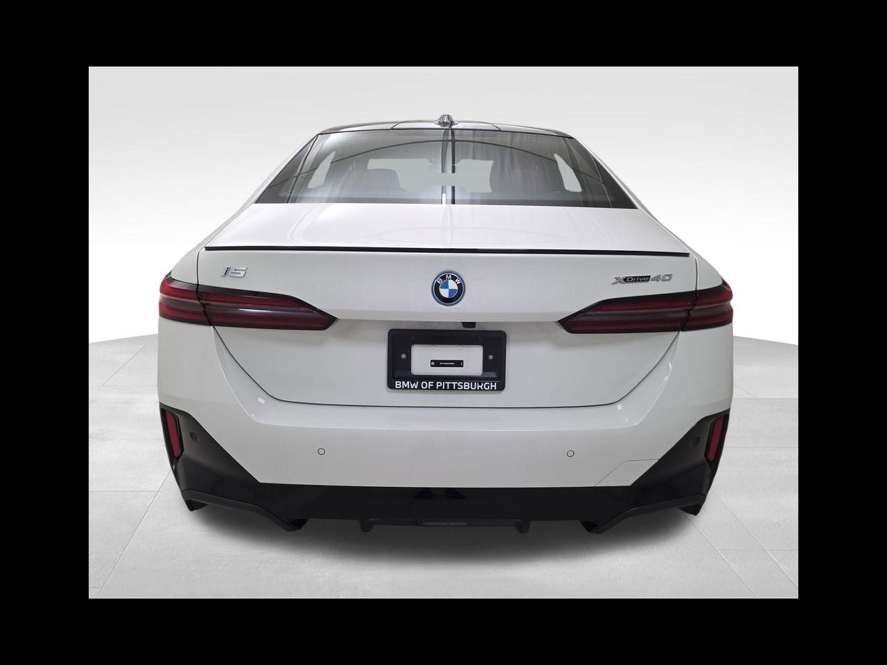2025 BMW i5 xDrive40