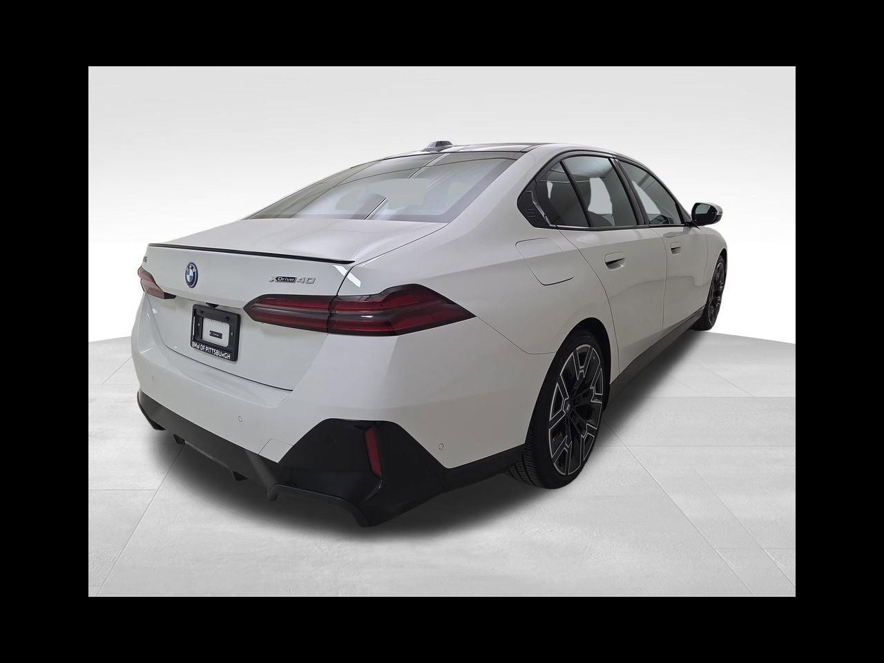 2025 BMW i5 xDrive40
