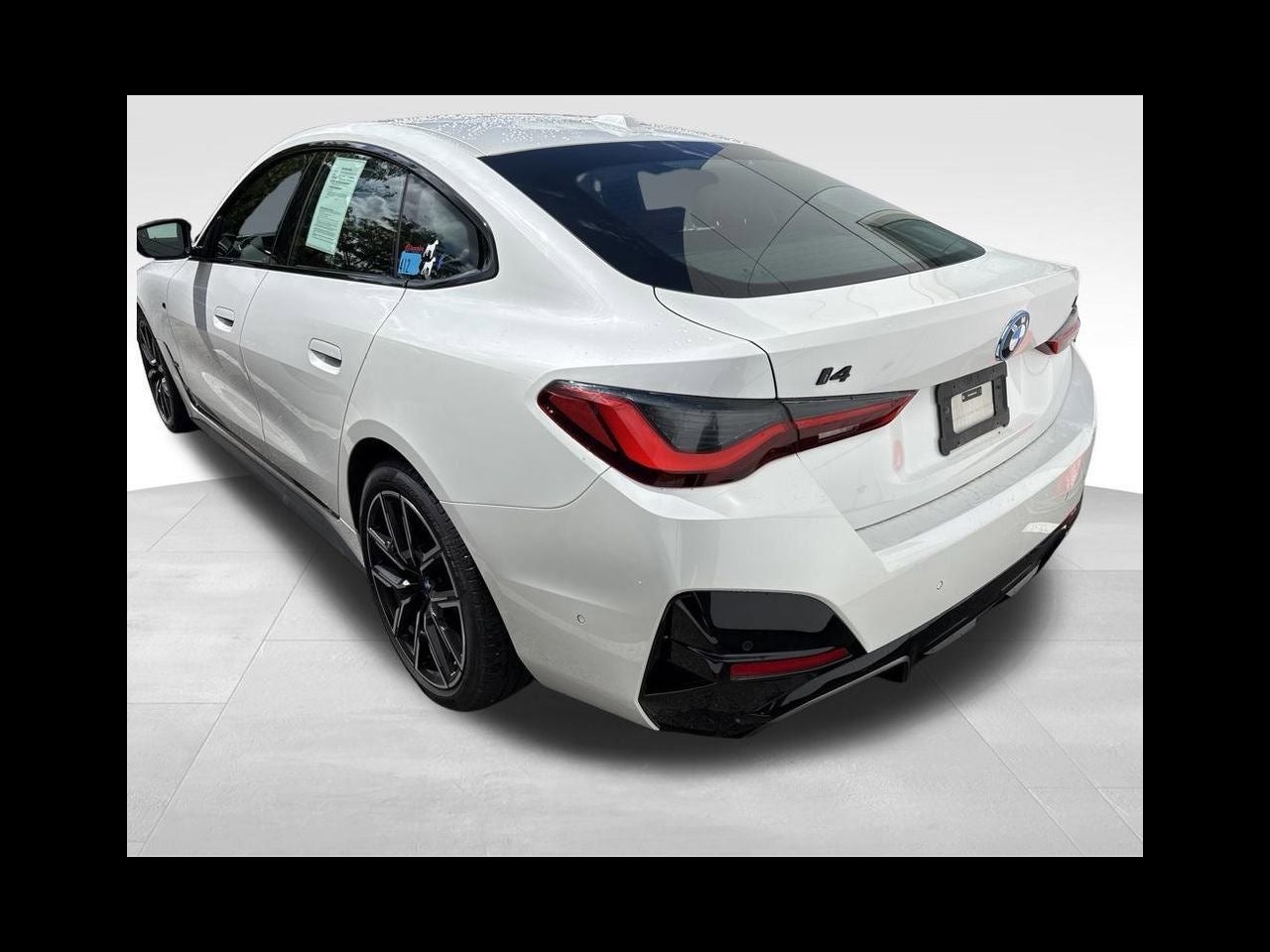 2024 BMW i4 M50