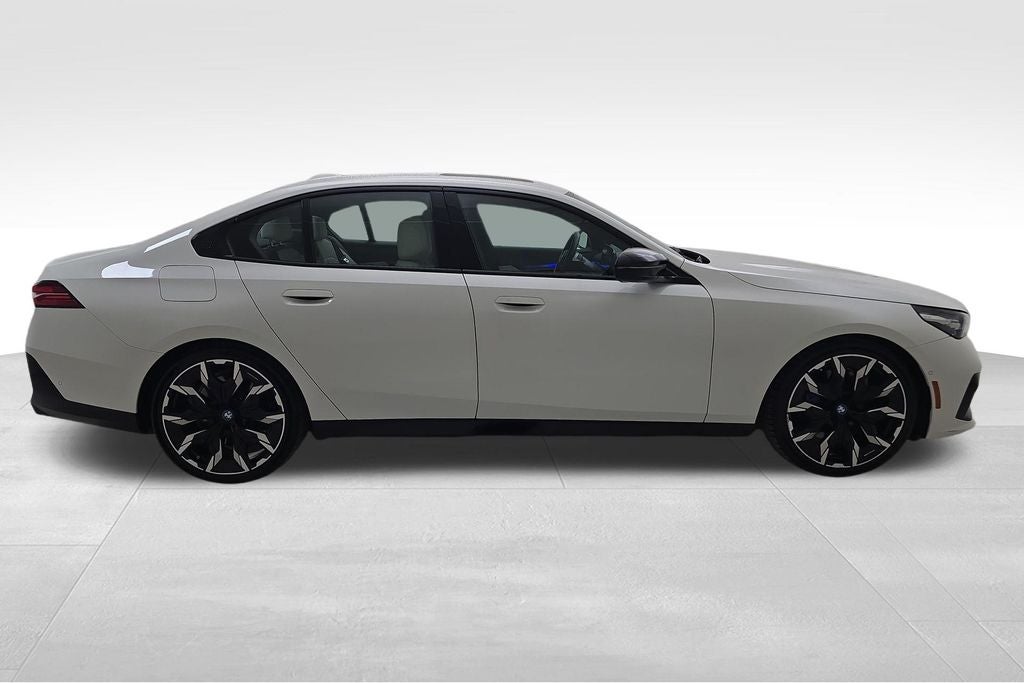 2024 BMW i5 M60