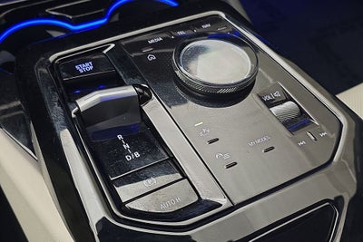2024 BMW i5 M60