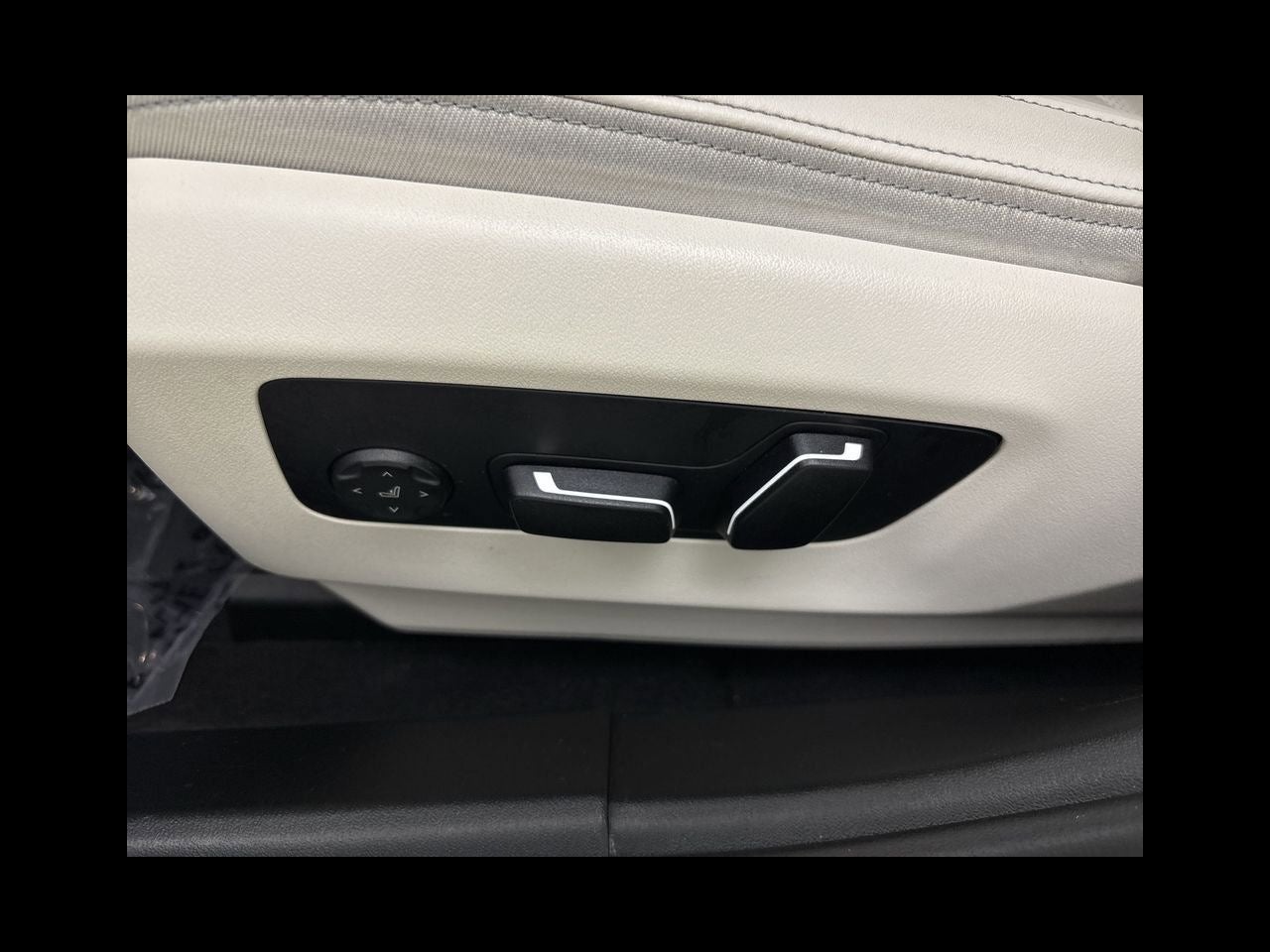 2024 BMW i5 M60